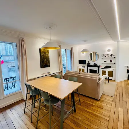 Chic Quartier Montparnasse